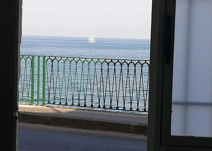 Piccola Santa Maria Sul Mare